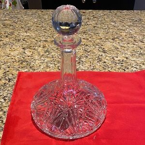 Vintage Elegant Faceted Crystal Decanter with Stopper